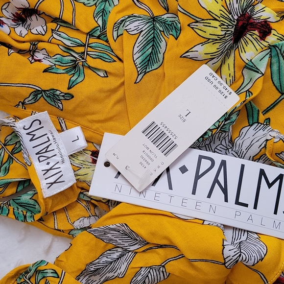 Dress - Picture 2 of 4